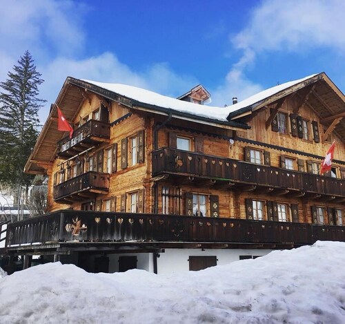 Grand chalet à louer pour 20 personnes