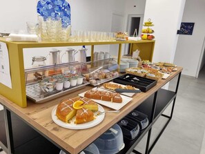 Free daily buffet breakfast  - Hotel Arte Mare (San Vito Lo Capo)