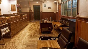 Unclassified image, 2 of 7, button - Make Holiday Hotel Snow Lion (Gangtok)