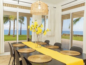Dining - Luxury Oceanfront Villa with Amazing Views (Sosúa)