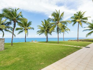 Property grounds - Luxury Oceanfront Villa with Amazing Views (Sosúa)