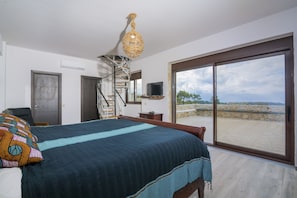 Villa Supérieure | 7 chambres, coffres-forts dans les chambres, fer et planche à repasser