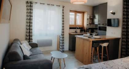 L'ESCALPADE : Petit Puy : 2 min from the best bakery, SerreChevalier1200