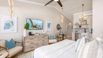 Studio | Living area | Smart TV