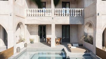 Deluxe Garden View Suite with Private Pool | Terrace/patio