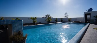 Le Paris-Oasis Casa : luxury flat with rooftop swimming pool