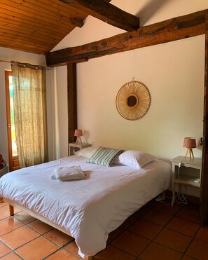 6 Schlafzimmer, Bügeleisen/Bügelbrett, Reisekinderbett, kostenloses WLAN