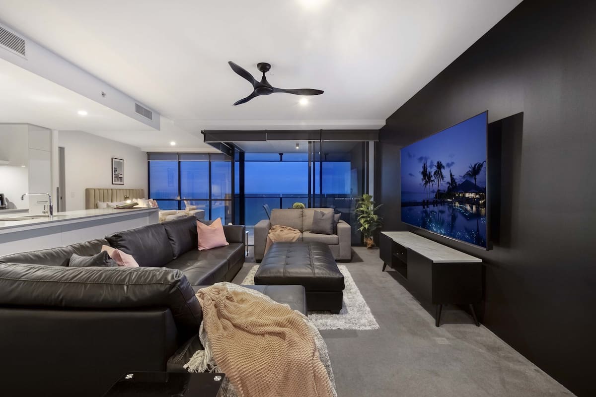 2 Bedroom 2 Bathroom plus Open Study Ocean View Apartment (From Level 11)