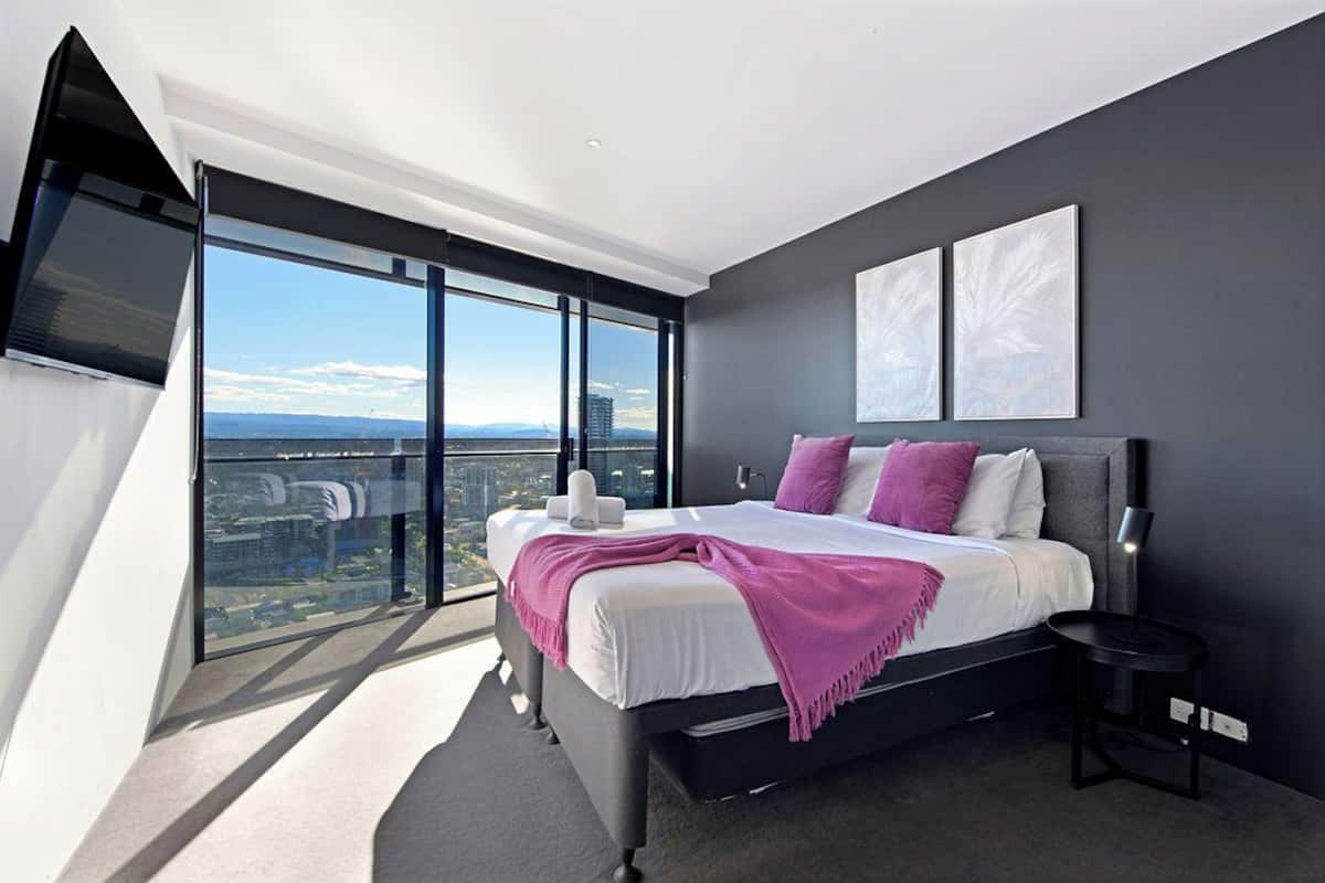 Apartment, 2 Bedrooms, Private Bathroom, River View | Individually decorated, individually furnished, iron/ironing board