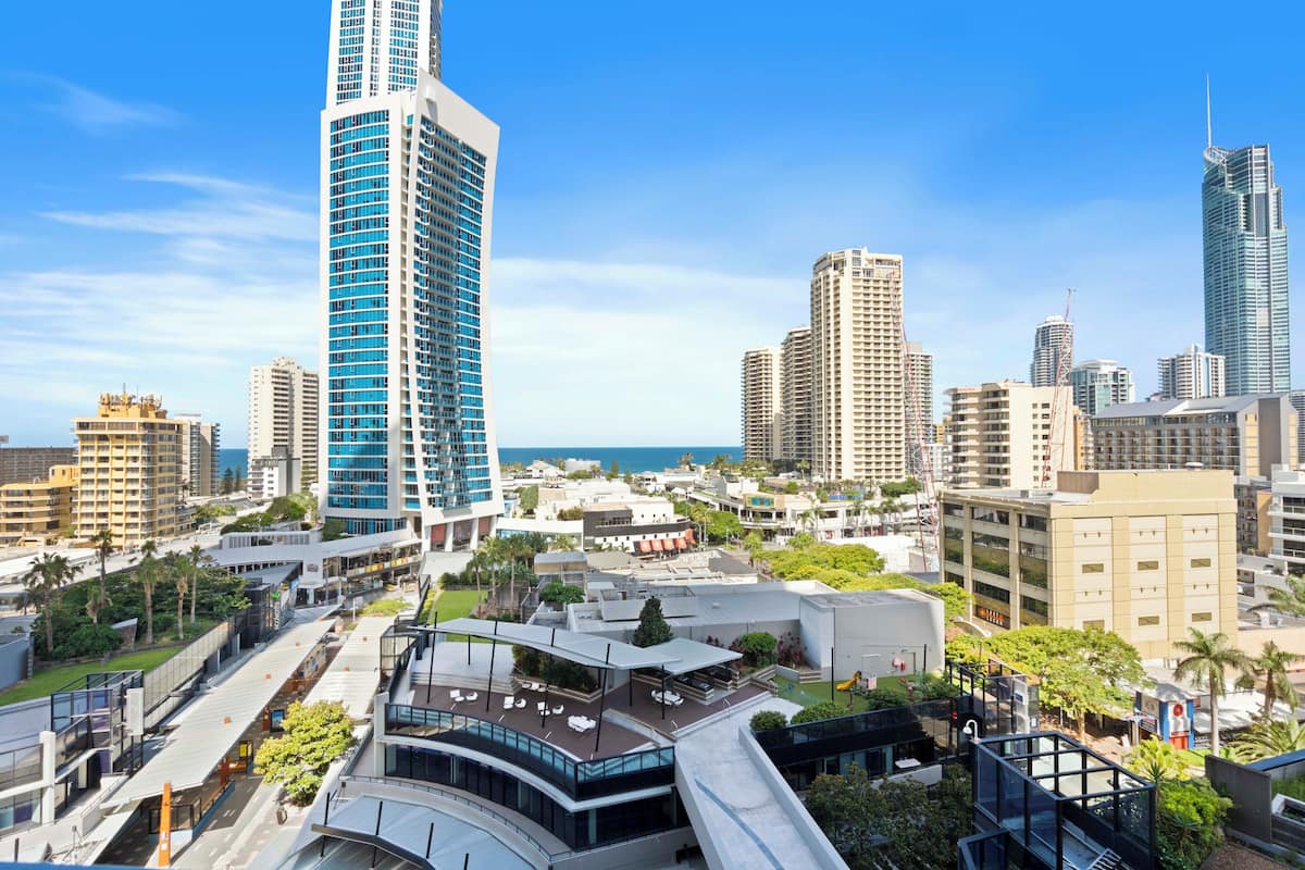 1 Bedroom 1 Bathroom Ocean View Apartment (From Level 9) | City view