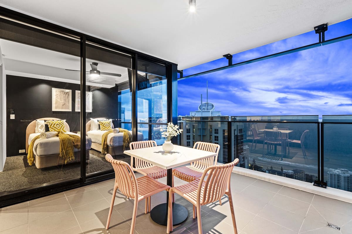 Apartamento, 3 habitaciones, 2 baños, vistas al mar | Balcón
