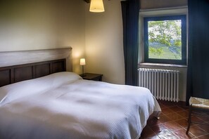 1 chambre, fer et planche Ă repasser, Wi-Fi, draps fournis