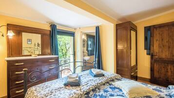 2 camere, ferro/asse da stiro, Wi-Fi gratuito, lenzuola