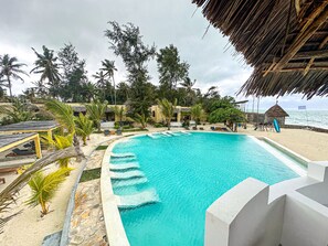 Outdoor pool - Jambo beach hotel Paje (Paje)