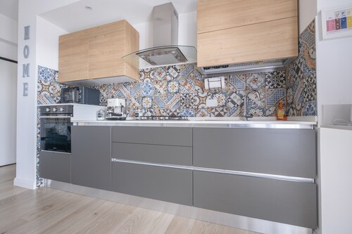 Maison de vacances "Tra Mare e Lago" avec terrasse privée, Wi-Fi et climatisation.