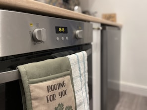 Miscellaneous - Spacious and bright one bedroom apartment (South Harrow)