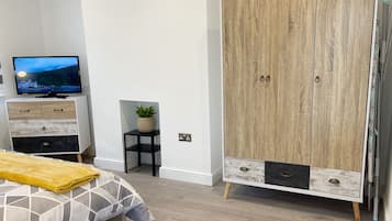 2 bedrooms, iron/ironing board, travel crib, WiFi