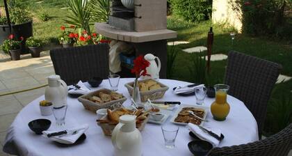 Mas de la Taillandiere - Cottages BALI