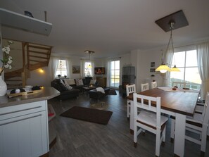 Interior - Albatros I***** - Exclusive thatched house on the waterfront (Ummanz)