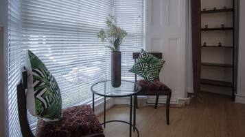 Comfort Apartment | 1 bedroom, iron/ironing board, free WiFi, bed sheets