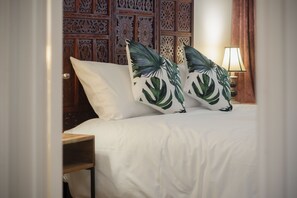 Comfort Apartment | 1 bedroom, iron/ironing board, free WiFi, bed sheets - Langland Road - 1 Bedroom - Mumbles (Swansea)