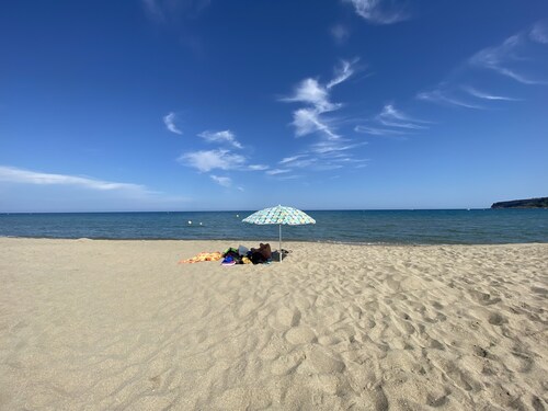 Renovated wine cellar and outbuilding in the heart of nature
