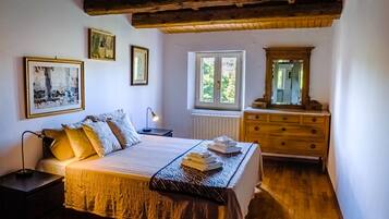 10 chambres, fer et planche Ă repasser, lit parapluie, Wi-Fi gratuit