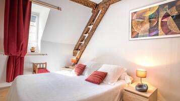 2 chambres, fer et planche à repasser, lit parapluie, Wi-Fi gratuit
