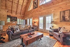 Smart TV, chimenea, videojuegos y reproductor de DVD 