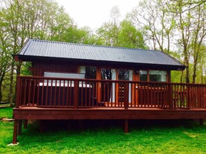 Exterior - Elevated Loch View Cabin with WiFi, Electric Hot Tub and Mountain Views (Dalavich)