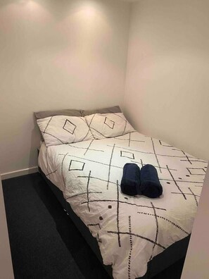 Apartment | 1 Schlafzimmer, Bügeleisen/Bügelbrett, kostenloses WLAN, Bettwäsche