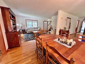 Interior - Sprawling Home With Private Association Lake Access (2289) (Orleans)