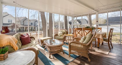 Cozy Hometown Getaway!