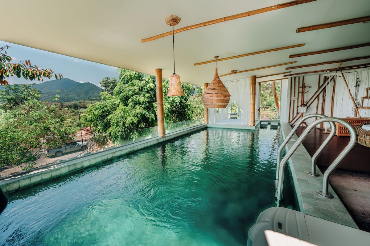 Pool Farmer | Articles de minibar gratuits, décor unique, ameublement unique, bureau