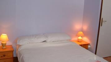 2 Schlafzimmer, Bügeleisen/Bügelbrett, Reisekinderbett, WLAN