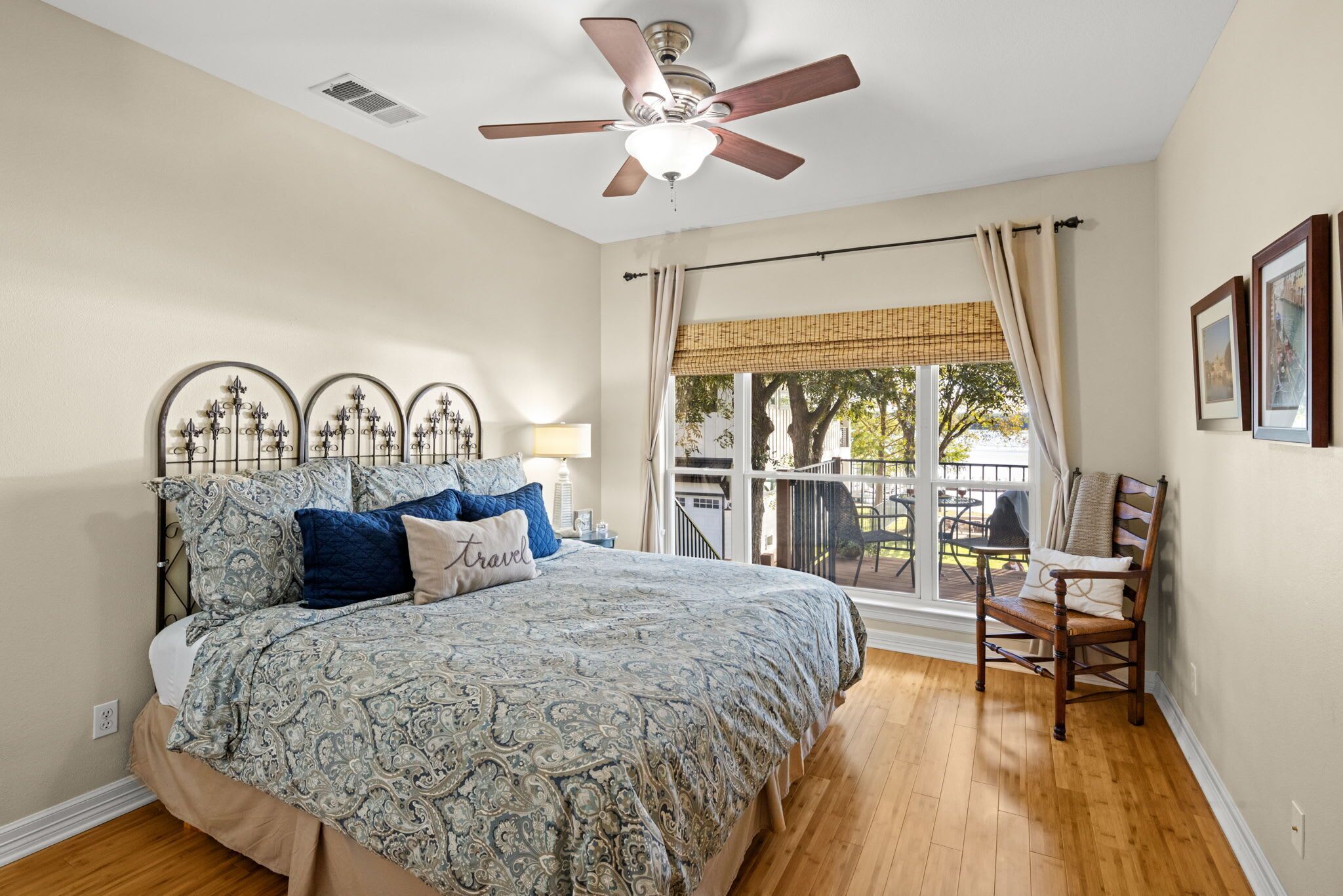 4 bedrooms, iron/ironing board, travel crib, free WiFi