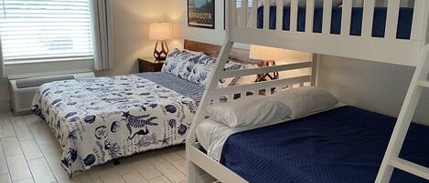 1 bedroom, desk, iron/ironing board, free WiFi