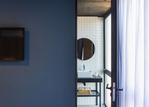 Premium Double Room, 1 Queen Bed | Premium bedding, down comforters, Select Comfort beds - FAZ HOSTEL BOUTIQUE (Córdoba)