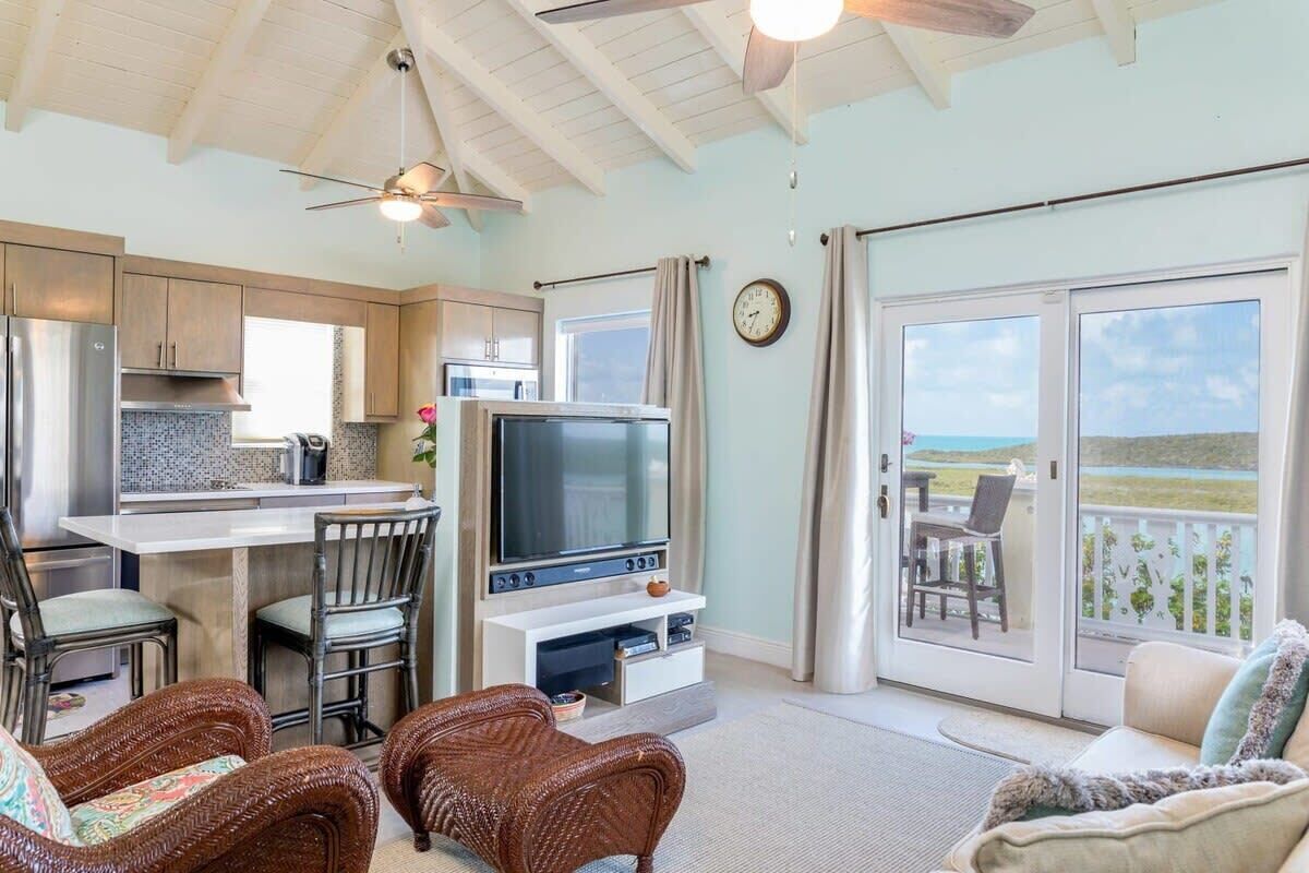 Télévision, médiathèque, vidéothèque