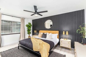 5 bedrooms, desk, iron/ironing board, travel cot