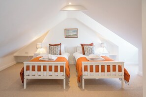 3 bedrooms, iron/ironing board, travel crib, WiFi