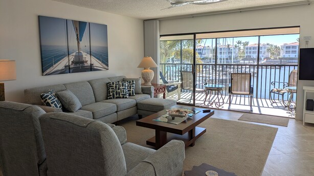 Smart TV - NEW NEW   Burnt Store Marina Front,  Premier Corner Unit, 30-Day Minimum Retreat (Punta Gorda)