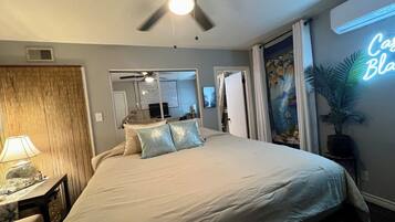 1 bedroom, iron/ironing board, WiFi (free), bed sheets