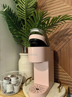 Kaffee und/oder Kaffeemaschine