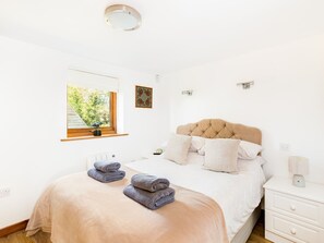 1 bedroom, iron/ironing board, free WiFi, bed sheets - Rural Retreat in Rowington, Warwickshire - Pass the Keys (Warwick)