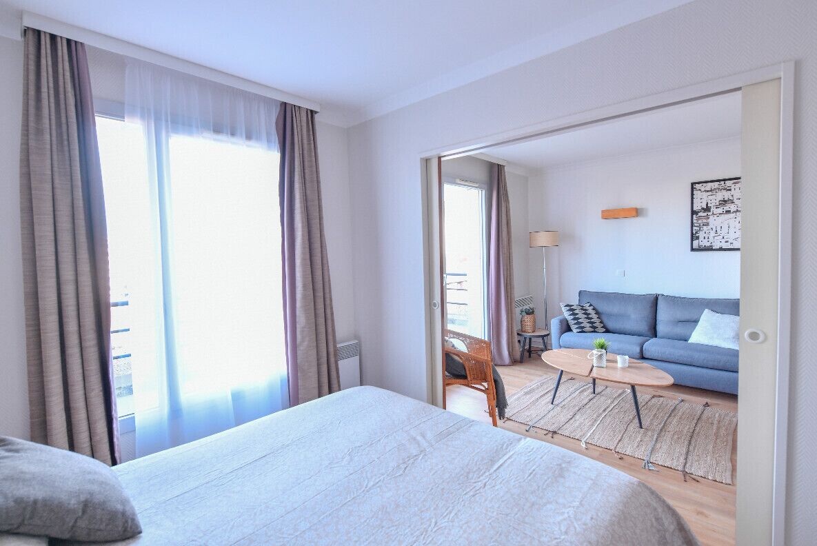 1 slaapkamer, een strijkplank/strijkijzer, wifi, beddengoed