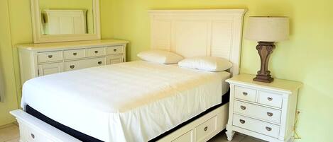 1 bedroom, iron/ironing board, free WiFi, bed sheets