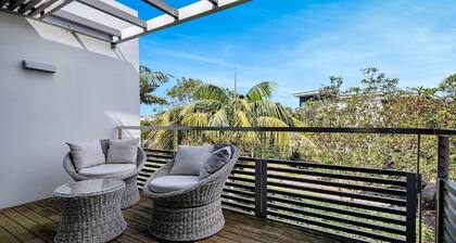 Beach, Golf, Day Spa & Poolside Luxury