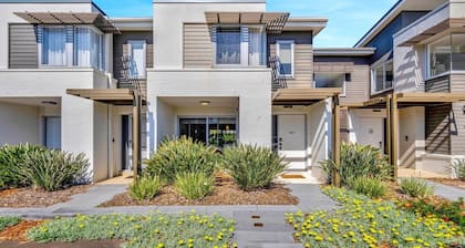 Beach, Golf, Day Spa & Poolside Luxury