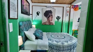 Exclusive Room | Individually decorated, laptop workspace, free WiFi